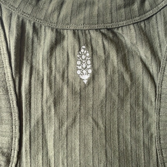 Free People Take Everywhere Army Green Tank - Picture 9 of 11